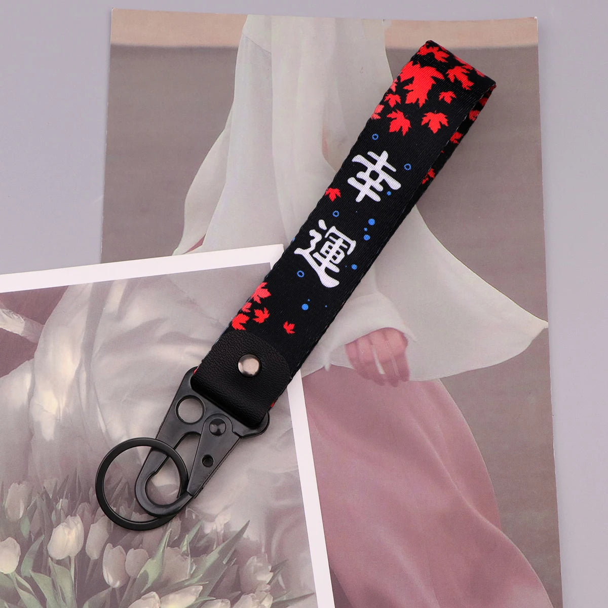 Koi Fish Wrist Keychain Good Luck Short Lanyard Key Ring Holder Multifunctional Wristband for Car Fashion Accessory for Women